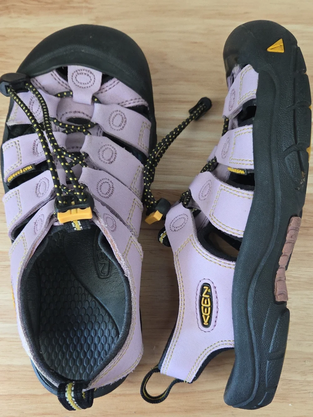 Keen Kid Lavender Sandals Size 3